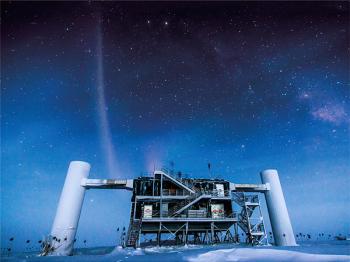 This lab at the South Pole gathers signals from the massive IceCube detector 1.5 kilometers below.  <i>PHOTO: FELIPE PEDREROS, ICECUBE/NSF</i>